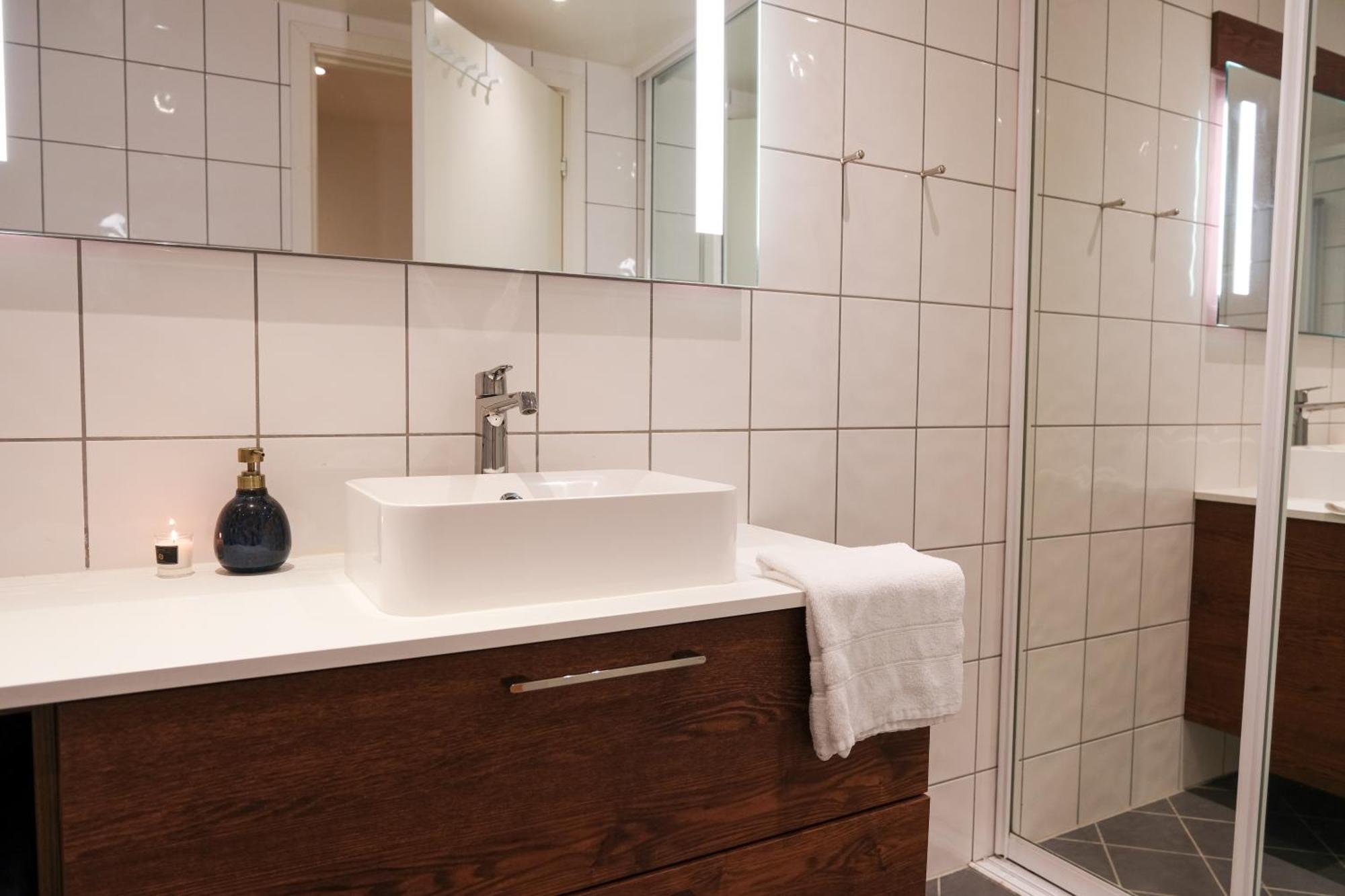 Modern Comfort In The Heart Of Bergen Extérieur photo